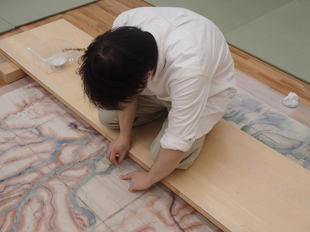 補修作業の様子