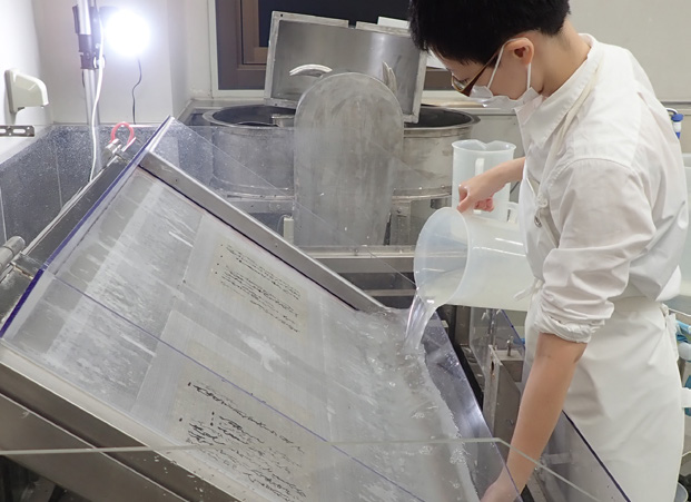 修理工程の様子