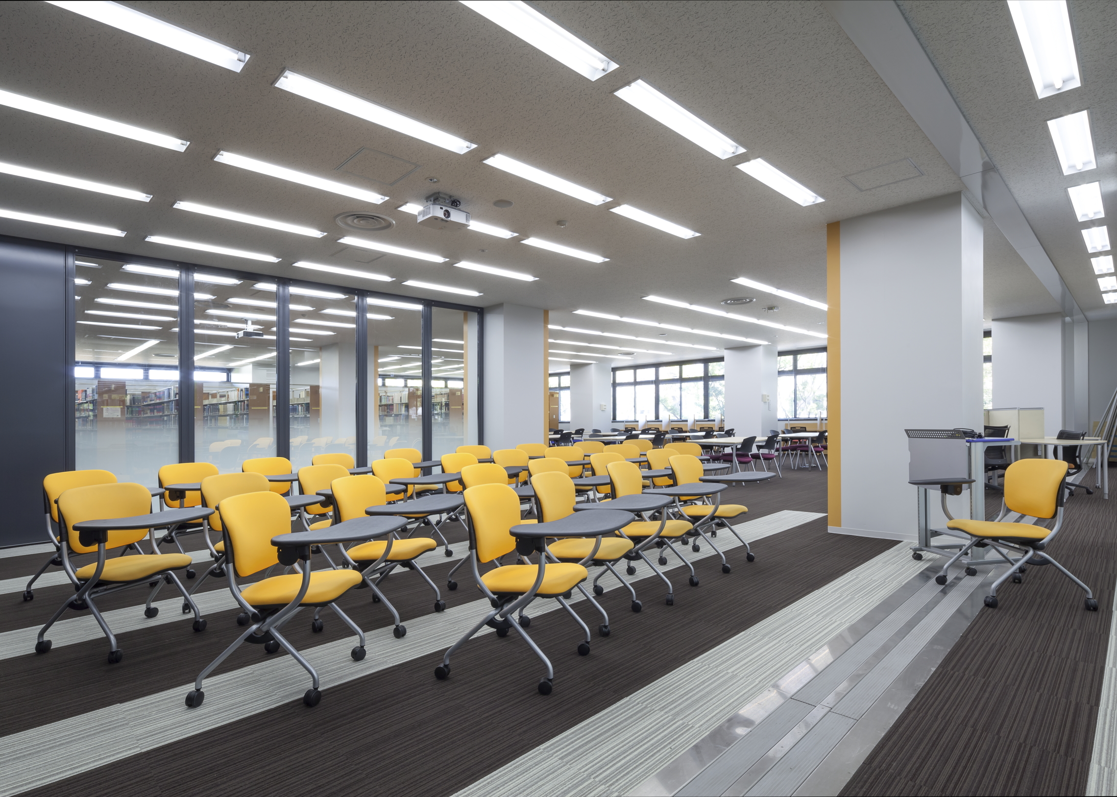 ディスカバリスクエア アルバム「名古屋大学(東山) 図書館改修工事」